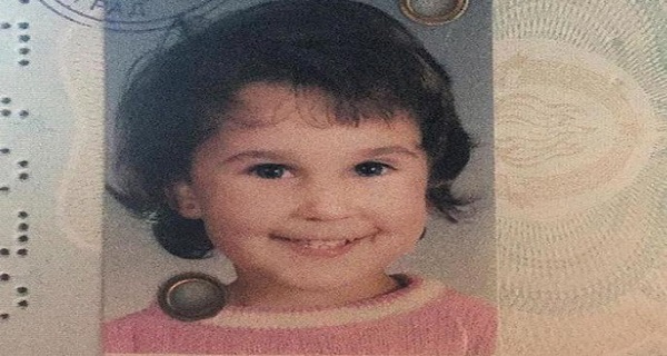 PREPOZNAJEŠ LI ME? Ovaj slatkiš je danas jedna od najlepših takmičarki Zvezdi Granda! (FOTO)