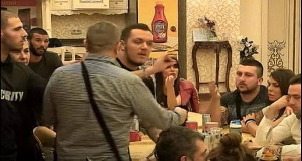 PODIVLJAO: Gasttozza obezbeđenje isteralo iz Parova, evo šta je uradio! (VIDEO)
