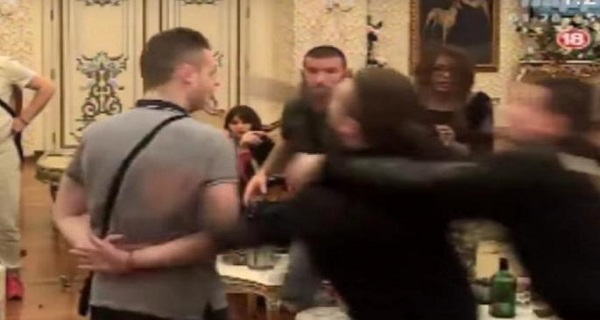 PRODUKCIJA – ŠOK: Kad vidite kaznu za Mladena posle pesnice Požgaju,želećete da i VAS tuku u Parovima!