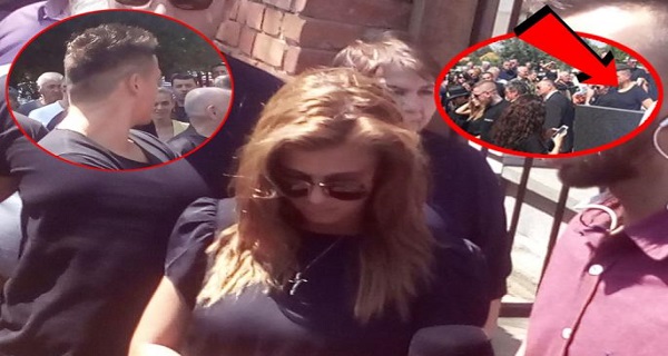 SVIMA PROMAKLO! Za Kiju je ovo bilo NAJTEŽE, a evo KAKO se Sloba ponašao za vreme sahrane ŠOK! (VIDEO)