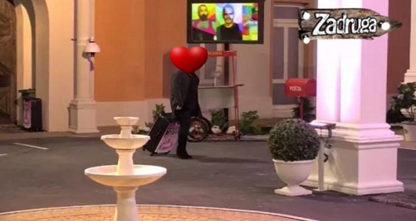 PREVARIO JE? Nakon AKCIJE u krevetu, OVAJ par iz “Zadruge” završava svoju vezu! (VIDEO)