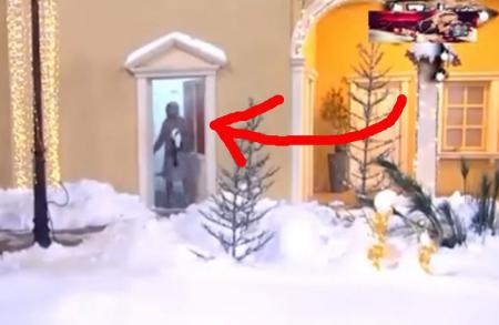 DOK SE SPREMAJU ZA LAJV: Kamere zabeležile OPET – Luna i Marko se S*KSAJU!? Mokrih tela dok PADA SNEG!