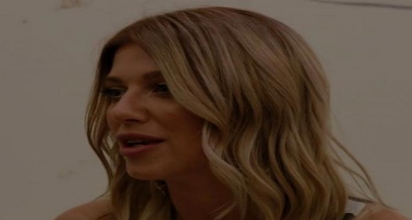 (HIT FOTO) KIJA RAŠČUPANA, U IZGUŽVANOJ POSTELJI! Celu noć budna zbog… AU!