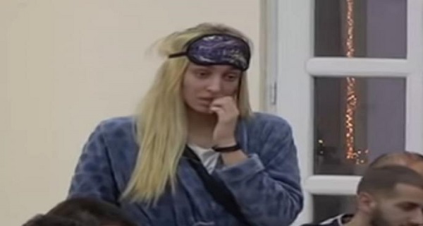 TI SI SLEPA, GLUVA I GLUPA: Iskusna zadrugarka rekla Luni šta STVARNO misli o njoj! Đoganijeva u ŠOKU