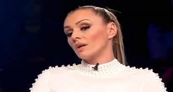 DRAMA U PORODICI LUNE ĐOGANI: Ona ne sluti ŠTA SE DEŠAVA, njena mlađa sestra… Anabela SVE OTKRILA