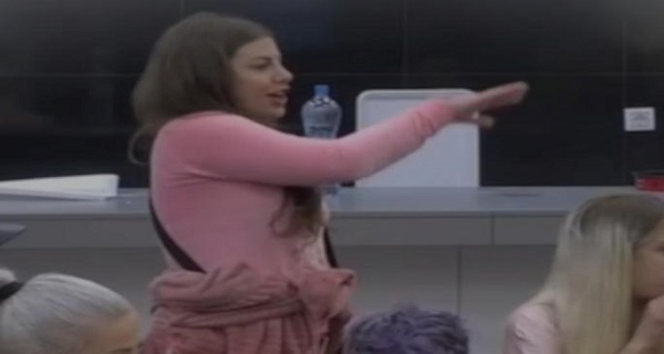 OLOŠI, LUDACI, PROSTITUTKE! Dragana Mitar iznela TEŠKE OPTUŽBE o zadrugarima, a onda USLEDIO ŠOK!