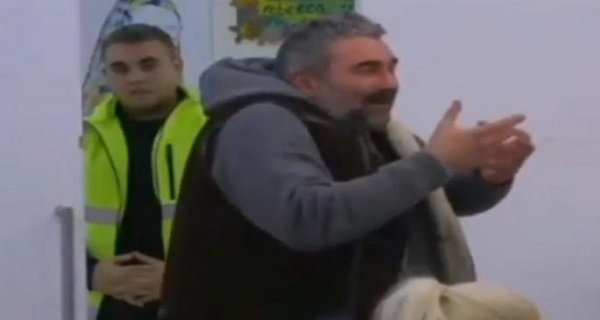 NAPUSTIO IMANJE – Miki učinio ZABRANJENO! Ljudi iz produkcije odmah reagovali, a tek što se VRATIO!