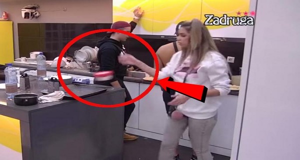 “DEBILKO DEBILSKA! J**EM TE U USTA!” Karić URLAO na Ivu – Žestoka SVAĐA zbog OVOGA ESKALIRALA (VIDEO)