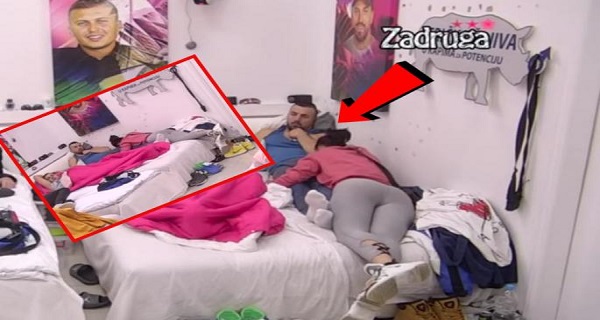 NIJE SE BUNIO: Mina pred PUNOM SOBOM legla na Tomovića, glavu stavila na njegovo MEĐUNOŽJE i uradila OVO