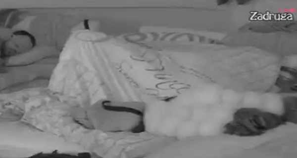 NAKON RUČNOG ZADOVOLJAVANJA, DRAGANA I EDO U VRELOJ AKCIJI! Svi ukućani posmatrali (VIDEO)