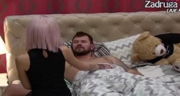 VRELE SCENE UZDRMALE JAVNOST! Mima i Janjuš NIKAD IZAZOVNIJI! On se pokazao kao pravi zavodnik!! (VIDEO)