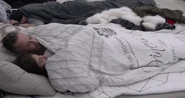 E SADA SU PRETERALI! Dragana i Edo BEZ SRAMA pred svima imali vrelu akciju i to u ovo doba