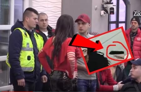 SKANDAL – HITNA DISKVALIFIKACIJA?! Zvezda Zadruge SKROLUJE MOBILNI u toaletu! Snimak je DOKAZ? (VIDEO)