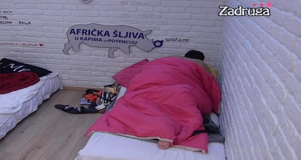 IVA POPUSTILA, PA IMALA PRVI S*KS U ZADRUZI SA FILIPOM?! Posle svađe oko Kendija OVAKO rešili problem!