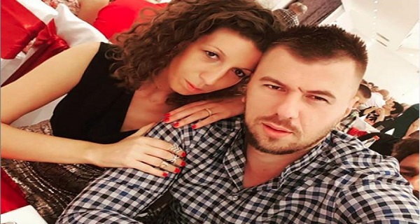 KO TO SLIKA GOLIŠAVU JANJUŠEVU ŽENU? Ena u s*eksi pozi dok je NEPOZNATI MUŠKARAC fotografiše – SKANDAL!