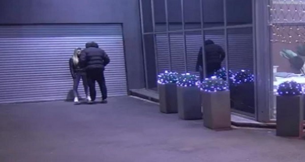 “TI SI DEBIL LAŽOVČINA!” Bolan i brutalan RASKID zbog video klipa! “Ljubila si ga u vrat!” (VIDEO)