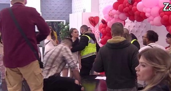 FIZIČKI OBRAČUN! Filip Car pobesneo ZA SVE PARE – nasrnuo na NECU, obezbeđenje je MORAO DA REAGUJE