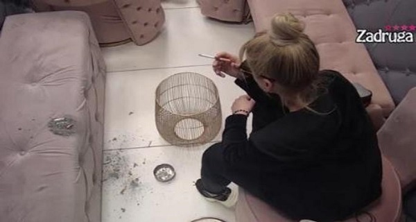 KOLAPS U PUŠIONI – RAZBIJALA SVE PRED SOBOM: Milica Kemez doživela nervni slom nakon svađe sa Draganom
