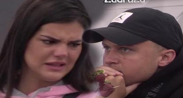 DIVLJALI ISPOD JORGANA – Jovana misica DALA SVE OD SEBE da raspameti Karića! Cela soba se orila od uzdaha