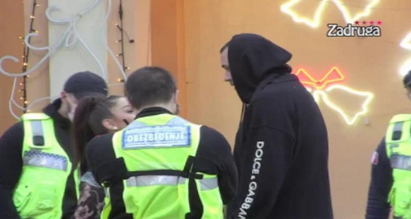 OPŠTI HAOS U IZOLACIJI! OBEZBEĐENJE TRČALO! Aleks OKUPALA Cara PLJUVAČKOM, a njegova REAKCIJA…