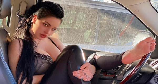 ENA FRIEDRICH, PLAYBOY ZEČICA: Oni koji me osuđuju, najviše me gledaju