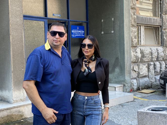 UZNEMIRAVAO ZADRUGARA JER NIJE ZNAO DA SMIRI ĆERKU: Taki i Maja pravili PROBLEME takmičaru – Sve OBELODANIO