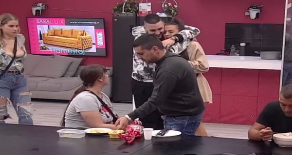 “BAŠ STE LEP PAR!” Miljana sa TUGOM U OČIMA posmatrala Zolu i Anitu – Jedva uspela da im OBEĆA SAMO JEDNO