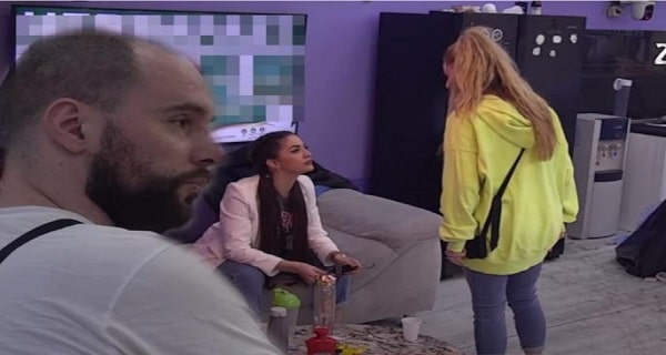 RASKINULA SA ZVEZDANOM, PA UNIŠTILA ANU! Anđela URLALA na Ćurčićevu, ona uzvratila: “UMRI, nije mi te žao”