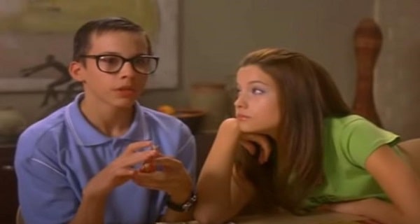 Gledali ste ga dok je jurio za Mirkom Vasiljević, a danas ga NE BISTE PREPOZNALI: Povukao se iz glume, izgleda SKROZ drugačije i ima interesantno zanimanje