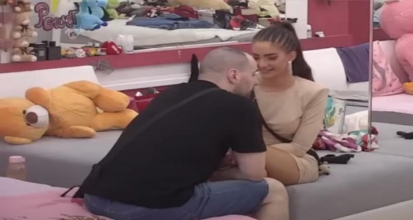 NAKON HISTERIJE I PONIŽENJA, OPET LJUBAV! Zvezdan prigrlio Anđelu i ne pušta je – najavili ZEMLJOTRES u izolaciji