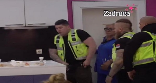 OBEZBEĐENJE OPKOLILO PUŠIONU – Drama u Beloj kući dva dana pred superfinale! Pljušte uvrede! (VIDEO)