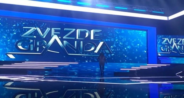 “JA ZARAĐUJEM I DOK SPAVAM!” Pevačica prodaje INTIMU na sajtu za odrasle, još se i HVALI time! Evo šta je poručila svima