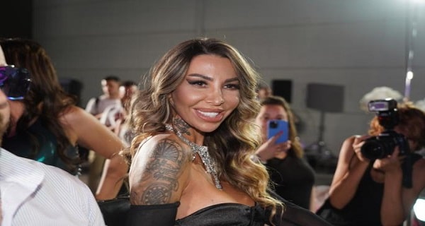 NI USANA NI JAGODICA: Procurile fotke Aneli Ahmić iz mlađih dana – ni majka je ne bi prepoznala (FOTO)