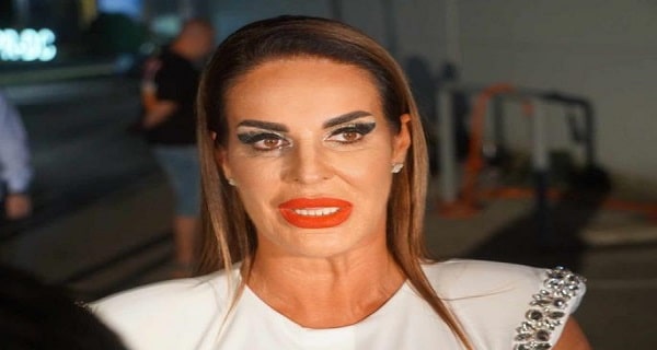 “Uličarko, gledaju te deca”: Milena Kačavenda na meti osuda zbog ponašanja, da li ovo zaista priliči jednoj dami