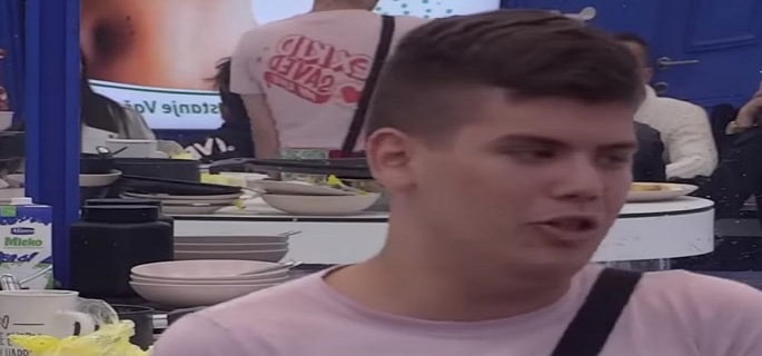 Pijani Uroš se obratio svojim roditeljima ispred kamere – progovorio o sramoti i šta im najviše zamera