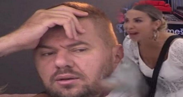 “Kučka samoživa, bezobrazna i bezosećajna” Ovako je protekao PRVI RAZGOVOR Aneli i Janjuša (VIDEO)
