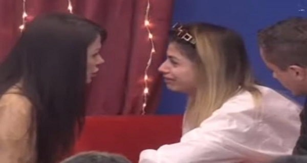 “GADI NAM SE da to gledamo” Majka zgrožena zbog ćerkinog odnosa sa DEVOJKOM – Imamo dosta problema