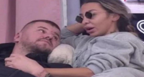 FUJ, NEMA DALJE: Aneli i Janjuš ne znaju za granice, Ahmićeva ga zaskočila pred svima, a onda uradila ono od čega će vam se SLOŠITI