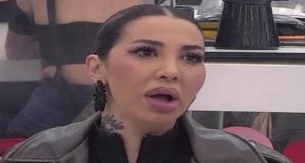 “Moramo da pazimo jer su mi PLODNI DANI” Aneli progovorila o intimnim odnosima sa Janjušem: “Ja bih voleo još PETORO DECE”