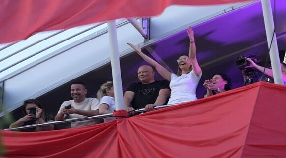 Producentkinja sa TV Pink oborila dete na pešačkom prelazu, devojčica (15) zbrinuta na VMA
