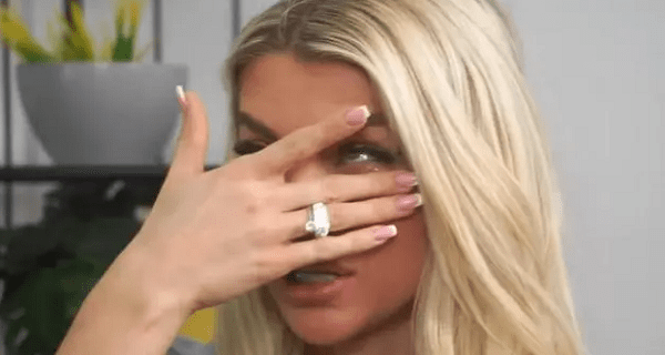 “Bacila je hranu na pod i terala me je da to pojedem, zaključavala me je u podrumu” Zadrugarka MUČENA u hraniteljskoj porodici – imala JEZIVE POVREDE po telu