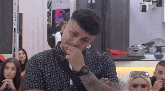 “Sve me je stiglo… Video sam trudnice, čuo bebe kako plaču” Terza se raspao na delove nakon odlaska u bolnicu – spomenuo i pomirenje