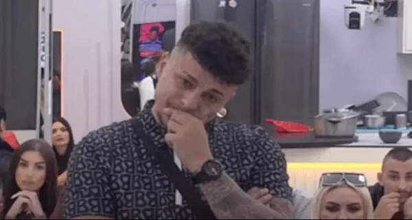 “Sve me je stiglo… Video sam trudnice, čuo bebe kako plaču” Terza se raspao na delove nakon odlaska u bolnicu – spomenuo i pomirenje