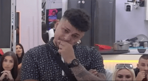 Terza doneo važnu odluku – plakao kao kiša, pa otkrio čega će da se odrekne (VIDEO)