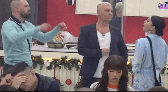 “Uličarka jedna, vucaraće se po ulicama”: Pljušte uvrede na sve strane, Miljana i Uroš osuli paljbu po Aleksandri, a ni ona njima nije ostala dužna(VIDEO)