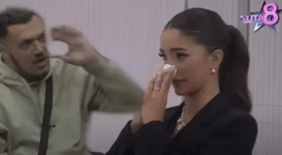 Gasttozz slomio Anđelu, sasuo joj sve u lice i već spomenuo drugu – Đuričićeva ne prestaje da jeca (VIDEO)