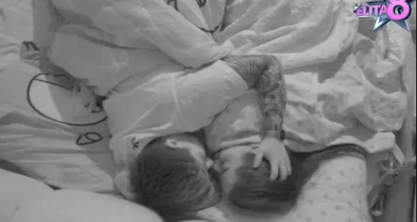 Uzbudljiva noć u hotelu – Dragana prišla Matoroj da je poljubi, ona iznenadila reakcijom: “Nisam toliko laka roba koliko ti misliš”