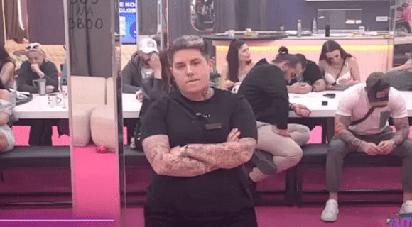Matora između dve vatre, priznala simpatije prema Dragani: “Iskreno mi prija, ali prsten neću skinuti” (VIDEO)