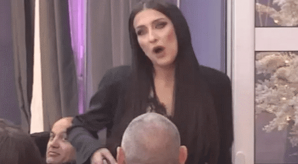 Gde je beba Stefani Grujić i Munjeza? Otkriveno gde je beba od mesec i po dana i ko brine o njoj