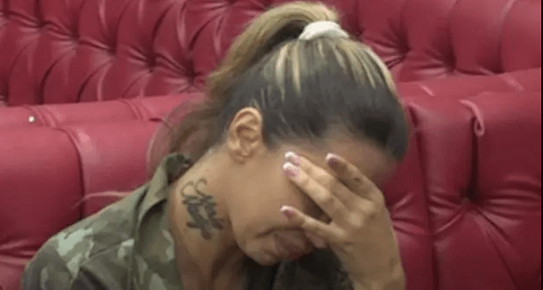 Aneli se guši u suzama, raspada se nakon ovog poniženja: “Ne mogu izdržati više”